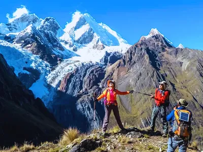 2D1N Mini Huayhuash: Trek de Alta Montaña
