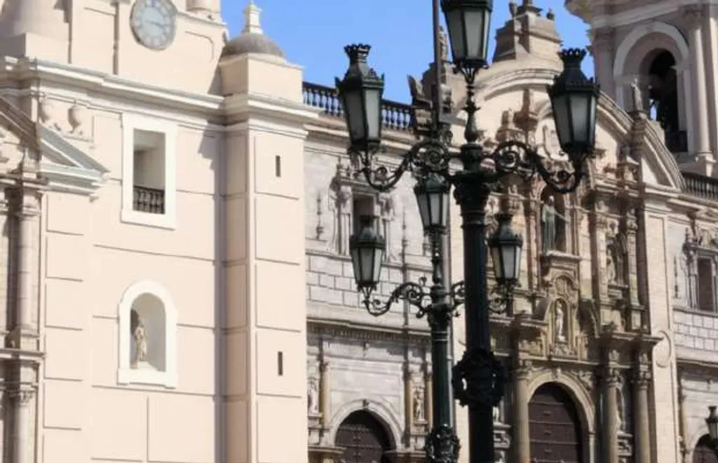 City tour Lima Colonial y Moderna foto 2