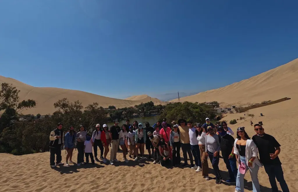Viaje de Promoción Full Day: Paracas, Ica y Huacachina foto 3