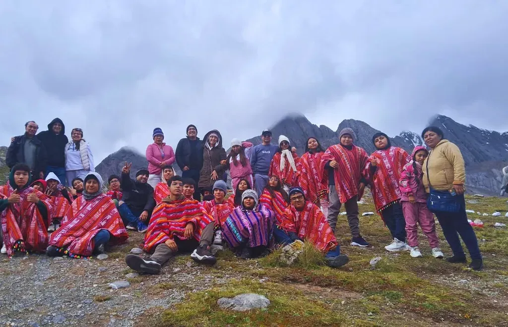 Full Day Cordillera de la Viuda y Laguna de 7 Colores foto 4
