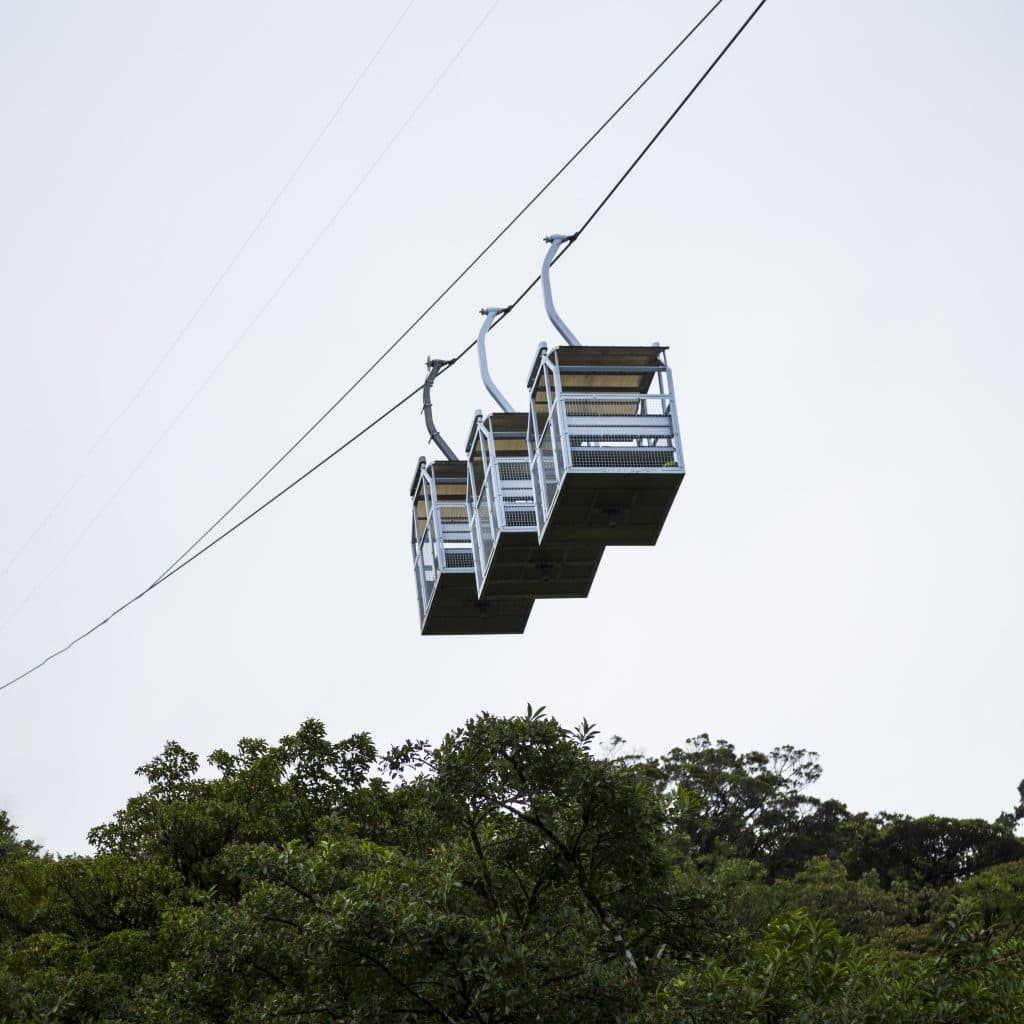 three-empty-cable-car-rainforest-costa-rica