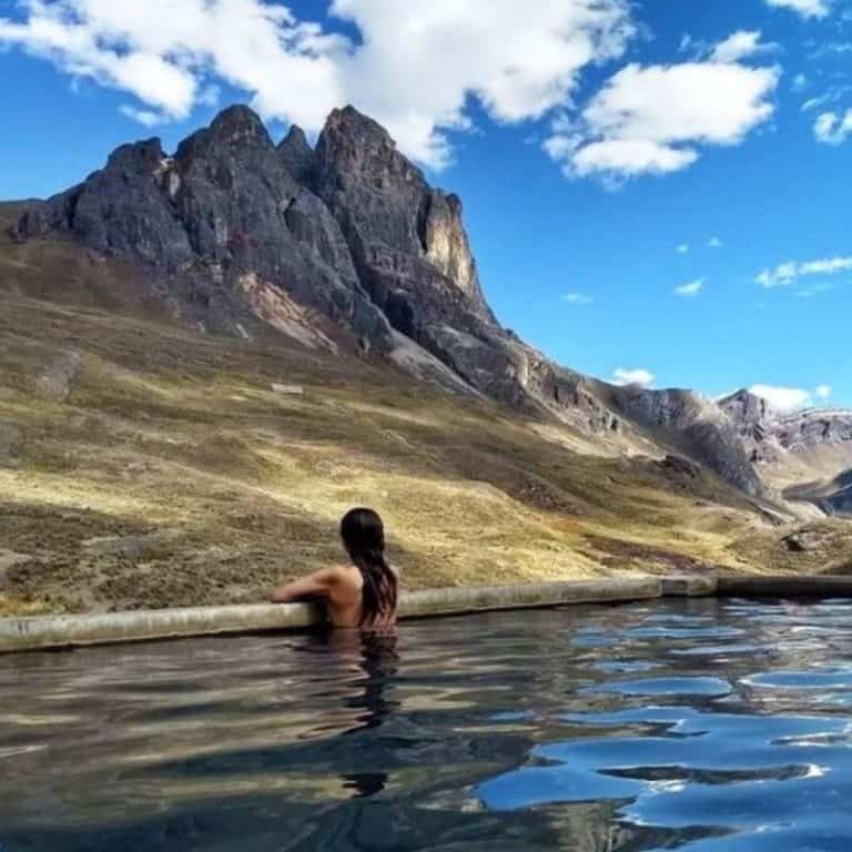 Full Day en Cajatambo y los Baños Termales de Guñoc